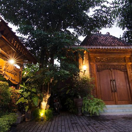Joglo Mandapa Boutique Hotel Jarakan Екстериор снимка